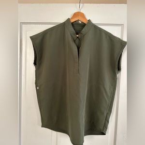 FIGS scrub top - Moss